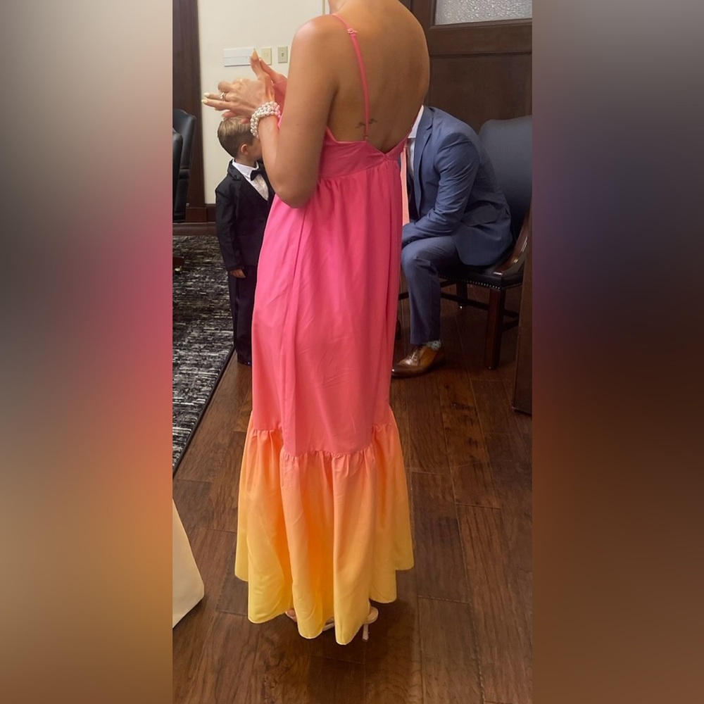 Pink wedding guest maxi dress - Picture 5 of 6